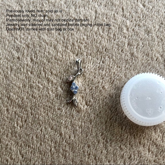 ✨2/$15✨ Pendent: Pendent, 2.5 cm 🛍 Bundle Me! - Picture 4 of 13